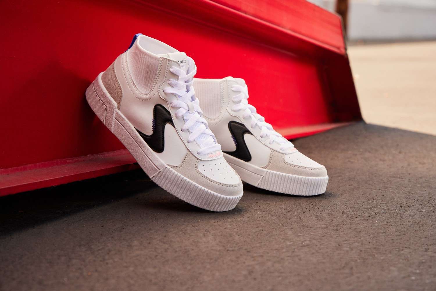 A BRAND STORY: SKECHERS – EASY LIFE, UNIQUE STYLE