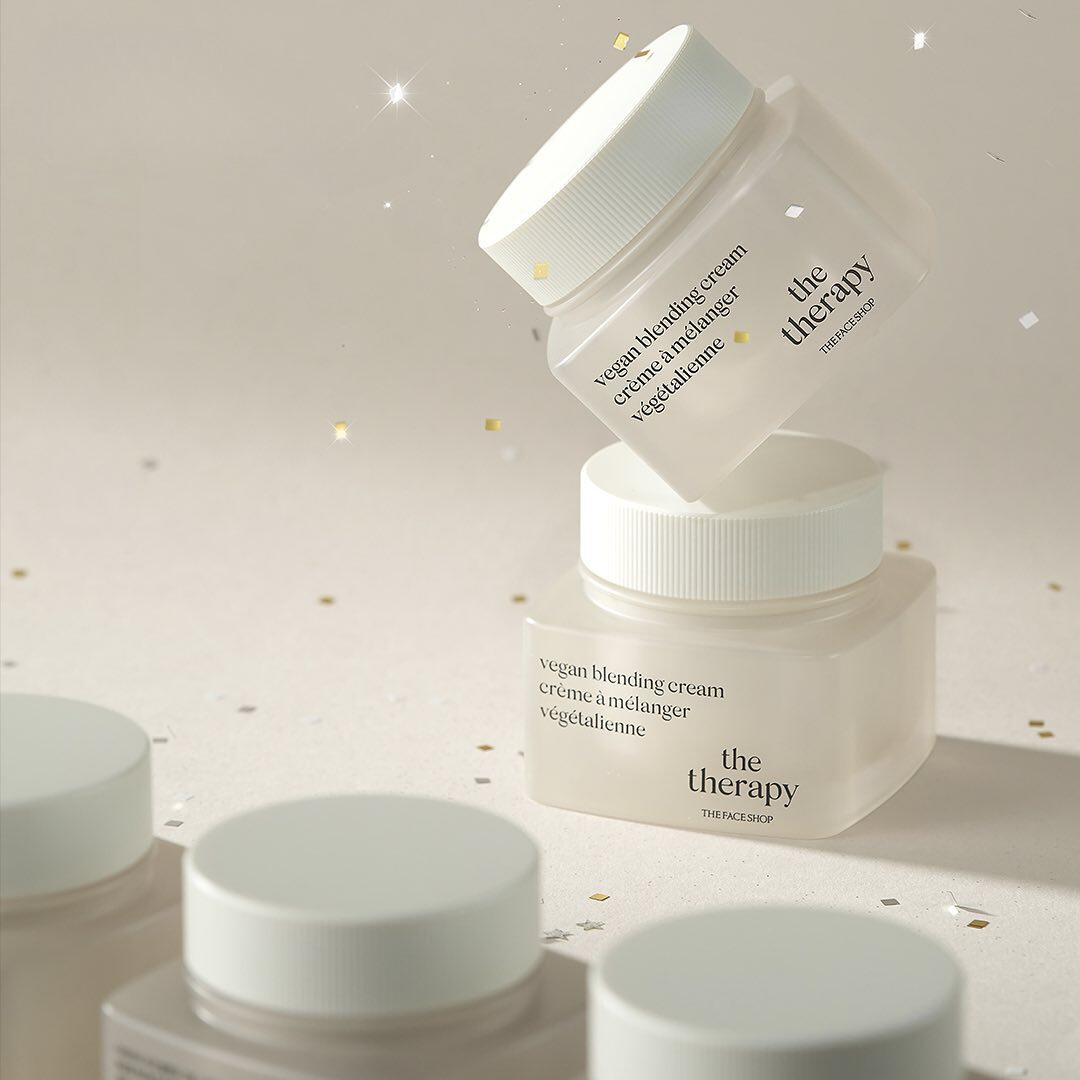 Moisturizing and nourishing creams