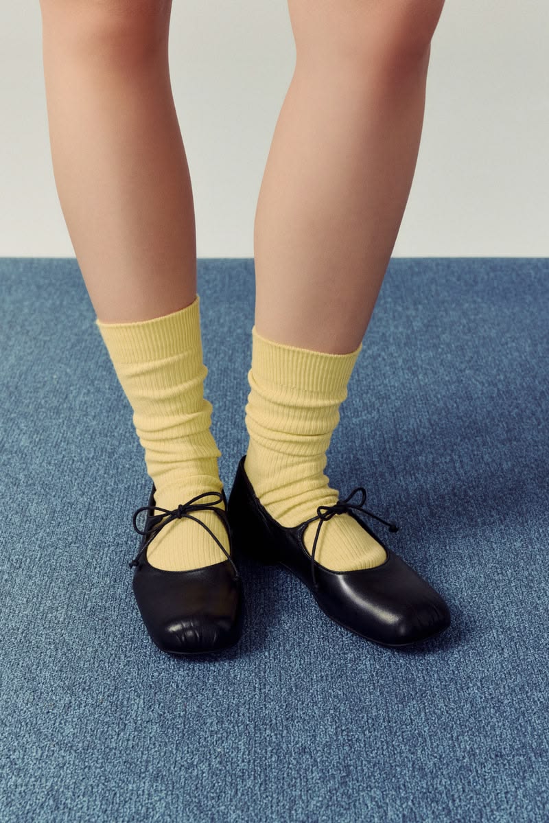 MARY JANE SHOES